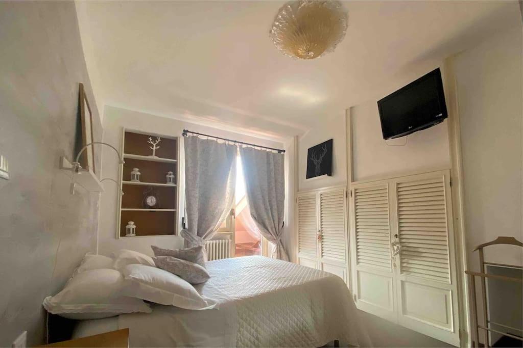 L'Attico Sul Fiume Center Home อัสโกลีปิเชโน ภายนอก รูปภาพ